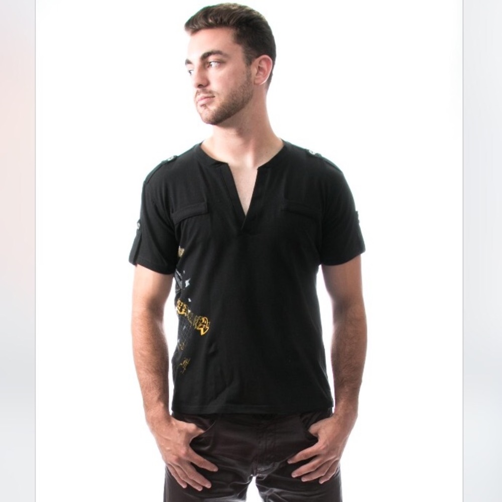 ☠️ Eyanatia Metropolitan V Neck Top ☠️
